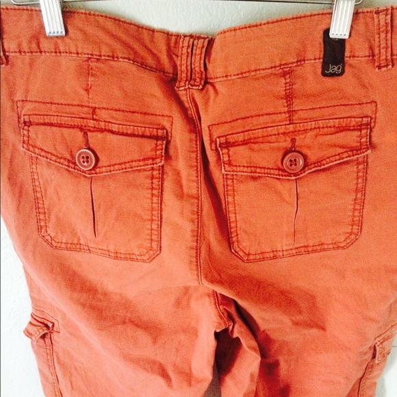 Red pants - Picture 5 of 7